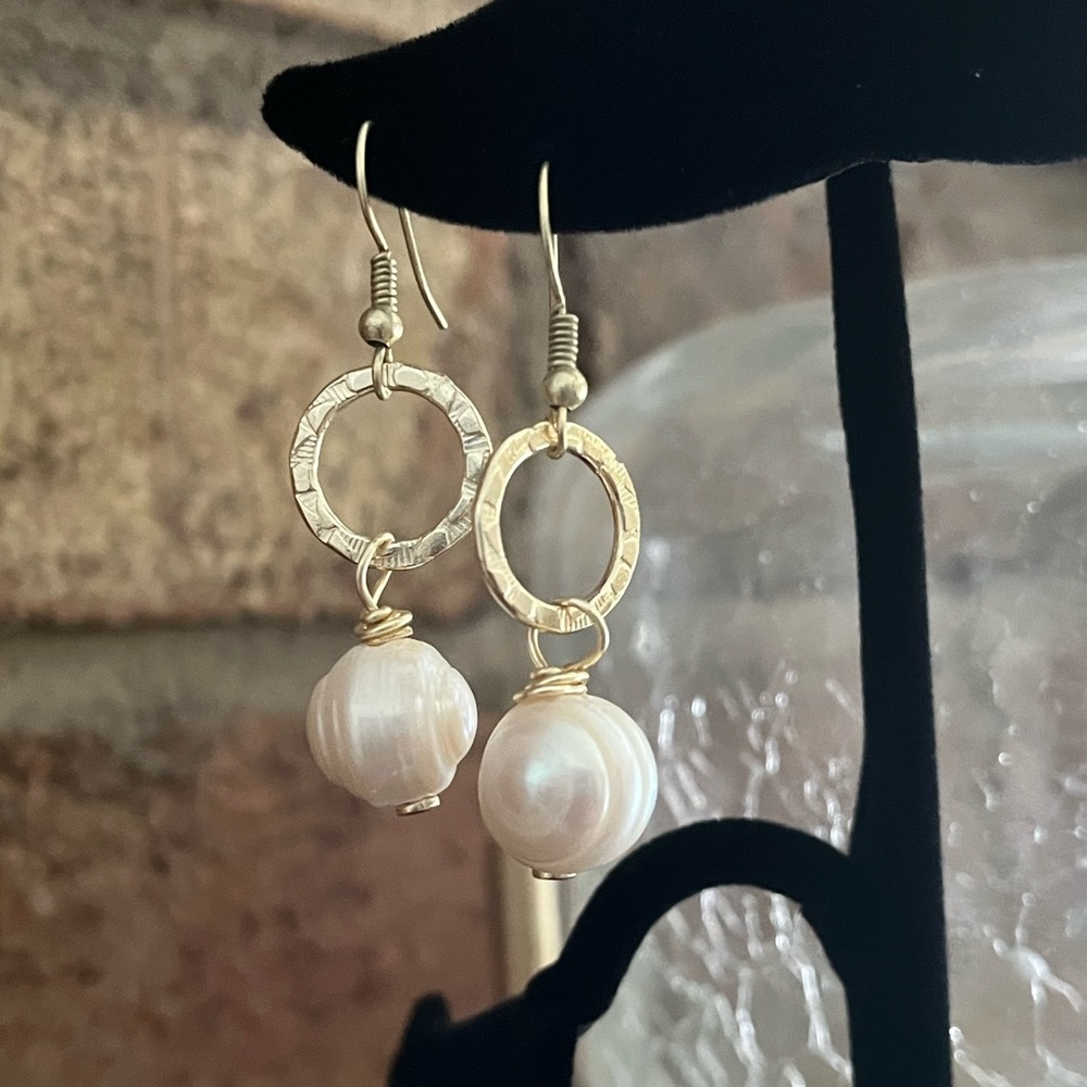 Gemstone dangle earrings.